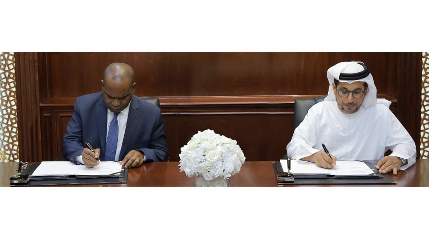 الصندوق يوقع اتفاقية تمويل مشروع الطاقة الشمسية في بوركينا فاسو بقيمة 36.7 مليون درهم